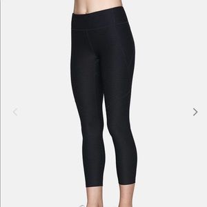 Outdoor Voices 3/4 Warmup Leggings in Charcoal